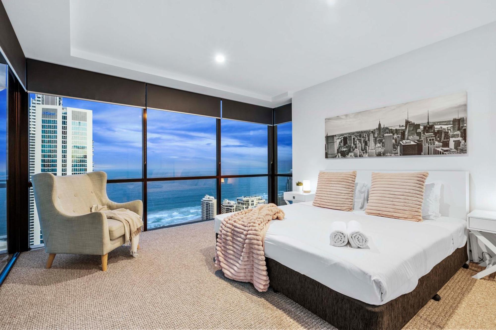 Ocean View Apartments With Balcony - Circle On Cavill - Central Location! - Self Contained & Privately Managed غولد كوست المظهر الخارجي الصورة
